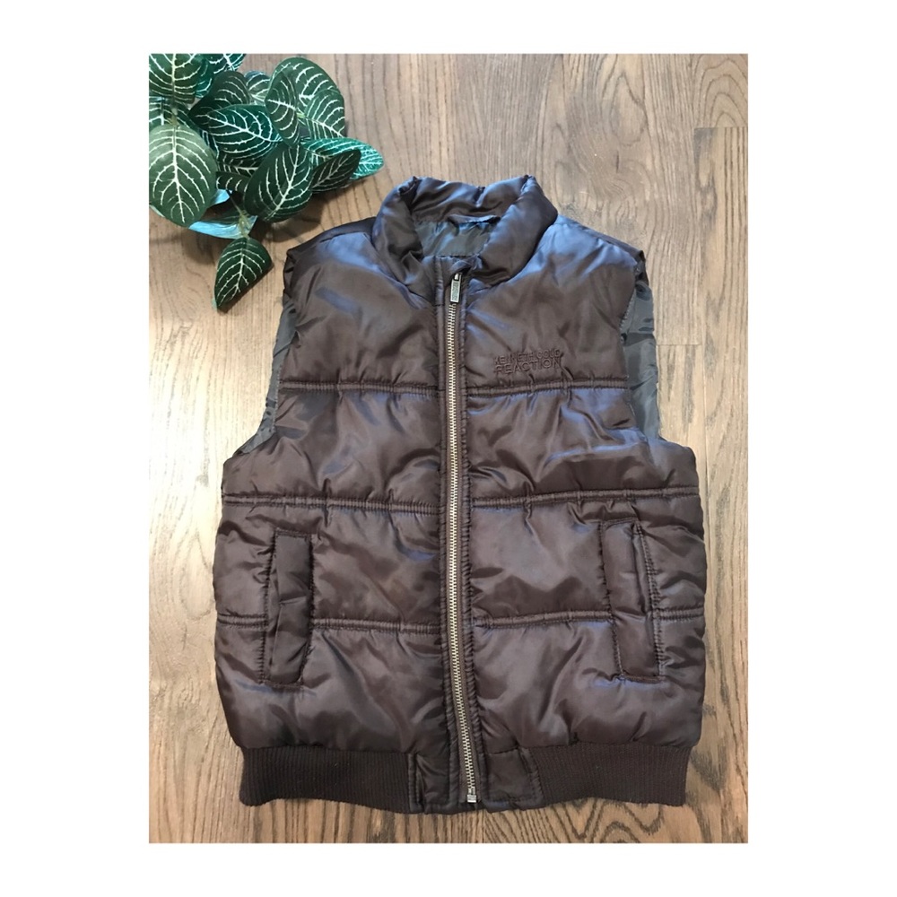🚩SALE🚩KENNETH COLE BOYS BROWN PUFFER VEST SIZE 5 - Picture 2 of 6